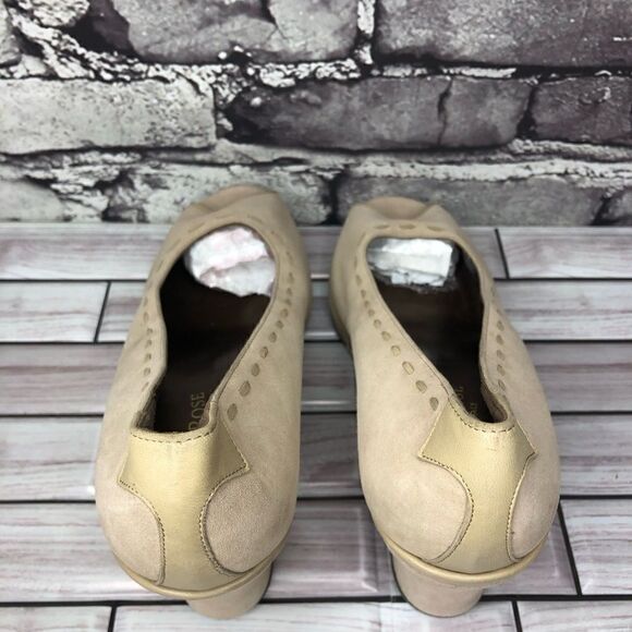 Taryn Rose Beige Suede Leather Peep Toe High Wedges Women Sz 39EU/8.5M US - Picture 7 of 16
